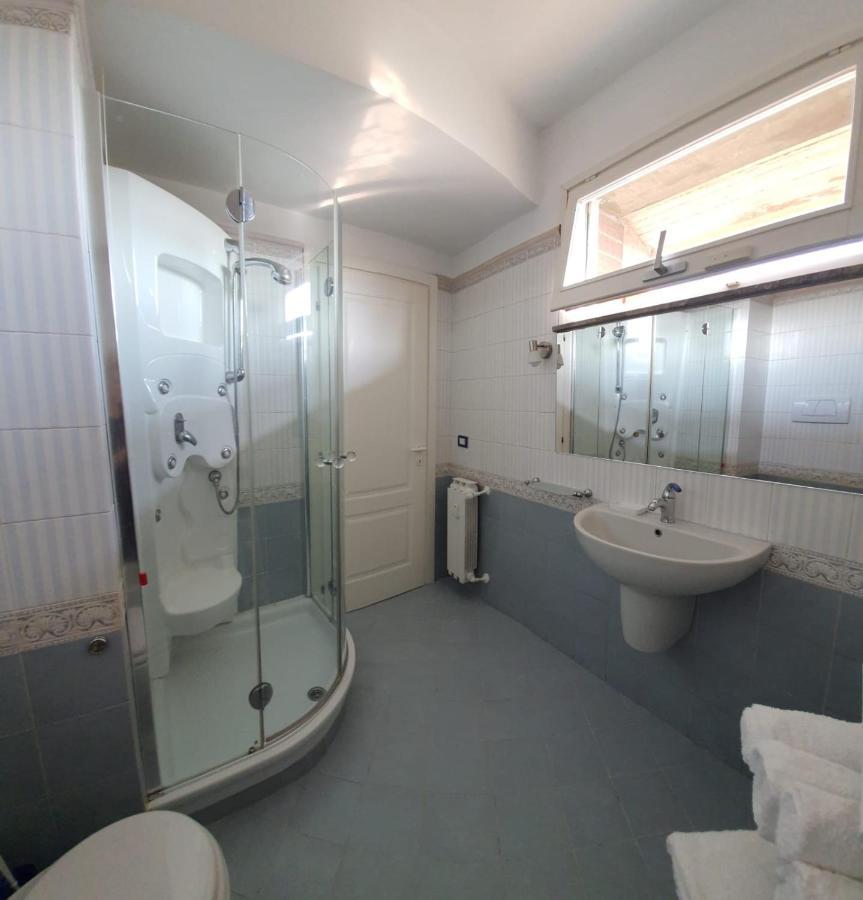 B&B Metro' Perugia Bagian luar foto